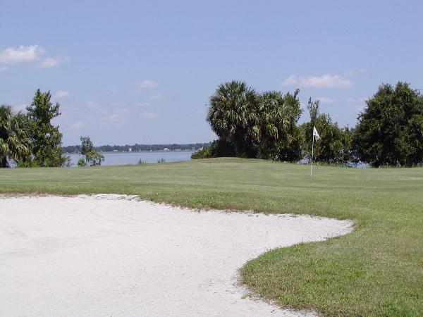 Deer Island Golf Club Hole 4 in the Orlando Golf Course Area