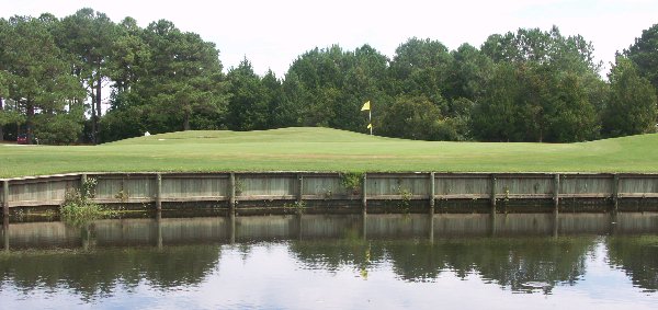 Brandywine Bay Golf Hole 1 in Crystal Coast Golf Area