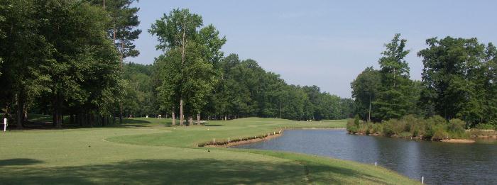 Lochmere golf hole 16 tee shot