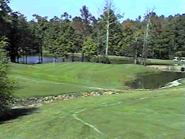 hole16b.jpg (22948 bytes)